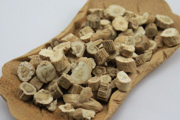 板藍(lán)根治感冒嗎 板藍(lán)根治療哪種感冒 板藍(lán)根治感冒嗎 板藍(lán)根治療哪種感冒