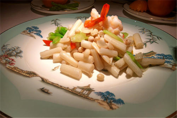 藕帶尖尖可以吃嗎 藕帶尖要去掉嗎 藕帶尖尖可以吃嗎 藕帶尖要去掉嗎