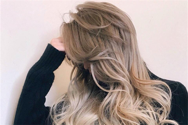 漂頭發(fā)后可以染哪些顏色 漂發(fā)后染什么顏色不容易掉 漂頭發(fā)后可以染哪些顏色 漂發(fā)后染什么顏色不容易掉