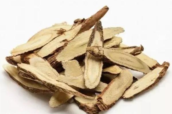 甘草泡水喝上火嗎 甘草泡水小孩可以喝嗎 甘草泡水喝上火嗎 甘草泡水小孩可以喝嗎