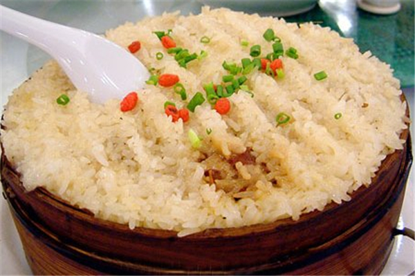 糯米做飯要泡嗎 糯米飯怎么蒸又軟有糯 糯米做飯要泡嗎 糯米飯怎么蒸又軟有糯