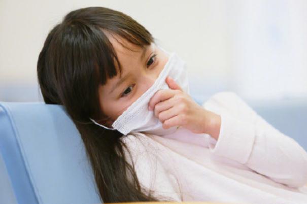 寶寶感冒可以洗澡嗎 寶寶感冒洗澡會(huì)加重嗎 寶寶感冒可以洗澡嗎 寶寶感冒洗澡會(huì)加重嗎