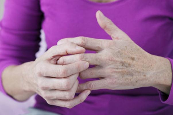 風濕病會傳染他人嗎 風濕病會發(fā)燒嗎 風濕病會傳染他人嗎 風濕病會發(fā)燒嗎