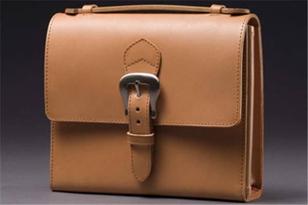 皮包掉皮了怎么修復 皮包掉皮是什么原因 皮包掉皮了怎么修復 皮包掉皮是什么原因