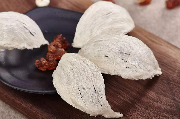 燕窩有什么營(yíng)養(yǎng)價(jià)值 燕窩有那么高的營(yíng)養(yǎng)價(jià)值嗎 燕窩有什么營(yíng)養(yǎng)價(jià)值 燕窩有那么高的營(yíng)養(yǎng)價(jià)值嗎