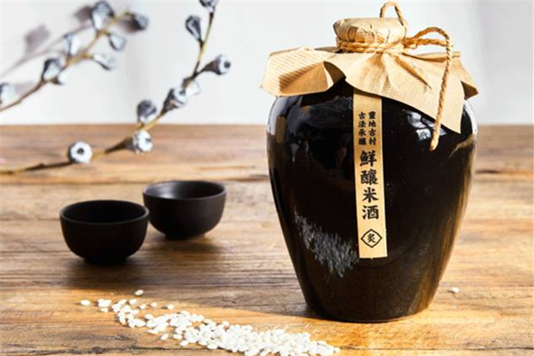 米酒孕婦可以吃嗎 米酒不合適什么人喝 米酒孕婦可以吃嗎 米酒不合適什么人喝