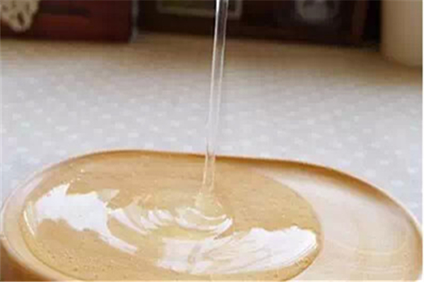 洗發(fā)水買無硅油的好還是有硅油的好 洗發(fā)水硅油是什么成分 洗發(fā)水買無硅油的好還是有硅油的好 洗發(fā)水硅油是什么成分