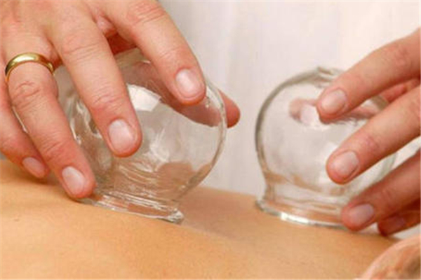 拔罐都可以吹空調(diào)嗎 拔罐后的五大注意事項(xiàng) 拔罐都可以吹空調(diào)嗎 拔罐后的五大注意事項(xiàng)