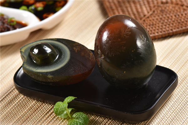 皮蛋是什么蛋做出來的 皮蛋制作方法及配方 皮蛋是什么蛋做出來的 皮蛋制作方法及配方