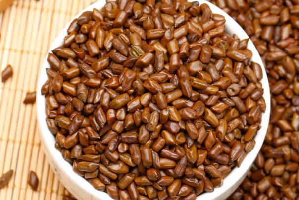 決明子泡水的作用與功效 決明子泡水喝的正確方法 決明子泡水的作用與功效 決明子泡水喝的正確方法