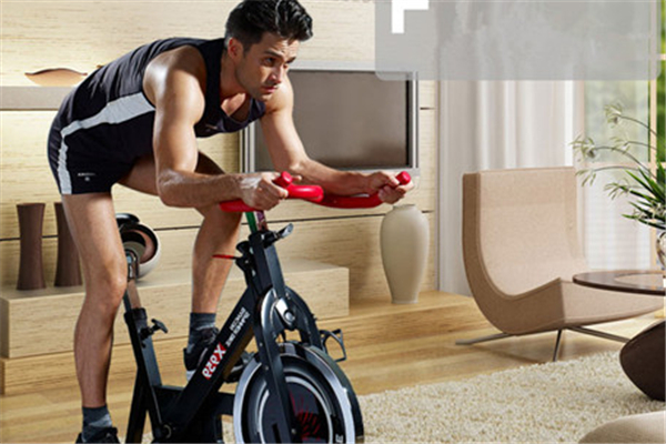 動(dòng)感單車減肥效果好還是跑步機(jī)效果好 動(dòng)感單車減肥一個(gè)月能瘦多少 動(dòng)感單車減肥效果好還是跑步機(jī)效果好 動(dòng)感單車減肥一個(gè)月能瘦多少