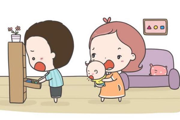 新生兒吐奶是褐色的 新生兒吐奶是褐色正常嗎 新生兒吐奶是褐色的 新生兒吐奶是褐色正常嗎