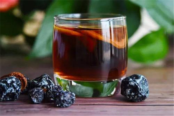 酸梅湯熬出來苦怎么辦 酸梅湯可以加蜂蜜嗎 酸梅湯熬出來苦怎么辦 酸梅湯可以加蜂蜜嗎