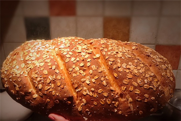 全麥面包能增肌嗎 全麥面包健身前吃還是健身后吃 全麥面包能增肌嗎 全麥面包健身前吃還是健身后吃