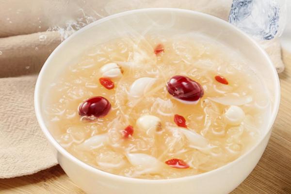 銀耳是涼性還是熱性 銀耳是酸性還是堿性 銀耳是涼性還是熱性 銀耳是酸性還是堿性