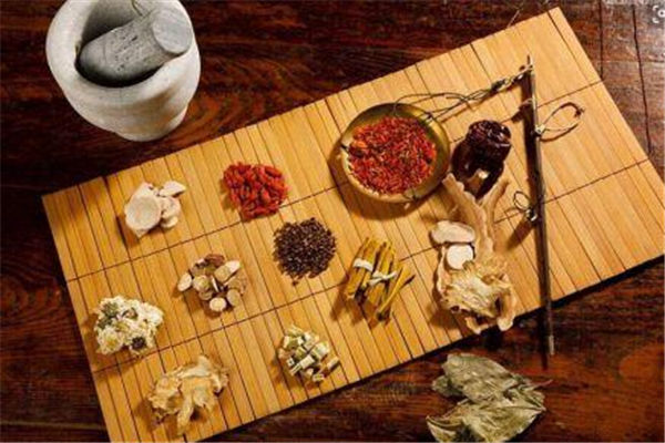 氣血不足會(huì)長黃褐斑嗎 氣血不足對皮膚有什么影響