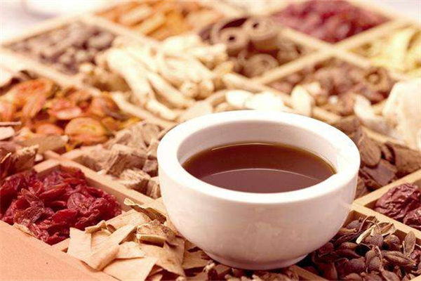 氣血不足會(huì)長黃褐斑嗎 氣血不足對皮膚有什么影響