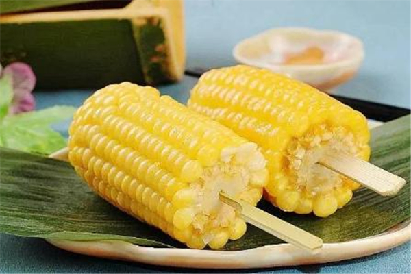 玉米對胃有傷害嗎 玉米胃不好的人可以吃嗎 玉米對胃有傷害嗎 玉米胃不好的人可以吃嗎