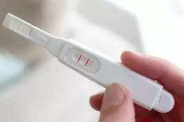 懷孕第一個月出血怎么回事 懷孕第一個月出血正常嗎 懷孕第一個月出血怎么回事 懷孕第一個月出血正常嗎