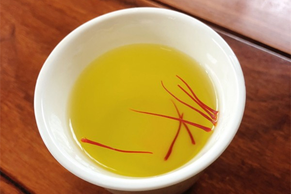 藏紅花天天喝可以嗎 藏紅花食用禁忌 藏紅花天天喝可以嗎 藏紅花食用禁忌