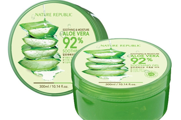 蘆薈膠可以收縮毛孔嗎 蘆薈膠可以當(dāng)面膜用嗎 蘆薈膠可以收縮毛孔嗎 蘆薈膠可以當(dāng)面膜用嗎