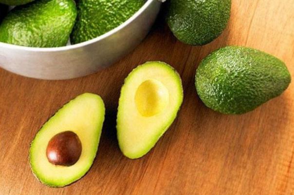 牛油果有黑點還能吃嗎 牛油果有黑點是怎么回事 牛油果有黑點還能吃嗎 牛油果有黑點是怎么回事