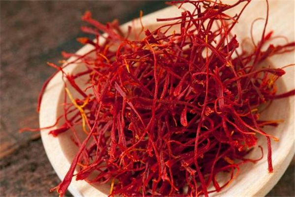 藏紅花對(duì)月經(jīng)不調(diào)有好處嗎 藏紅花的功效對(duì)女人有什么好 藏紅花對(duì)月經(jīng)不調(diào)有好處嗎 藏紅花的功效對(duì)女人有什么好