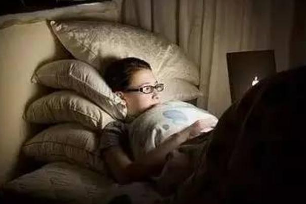 熬夜有什么辦法補救 熬夜有黑眼圈咋去掉 熬夜有什么辦法補救 熬夜有黑眼圈咋去掉