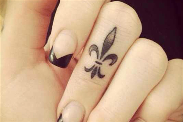 紋身洗完后起泡了怎么辦 紋身洗完要注意什么 紋身洗完后起泡了怎么辦 紋身洗完要注意什么