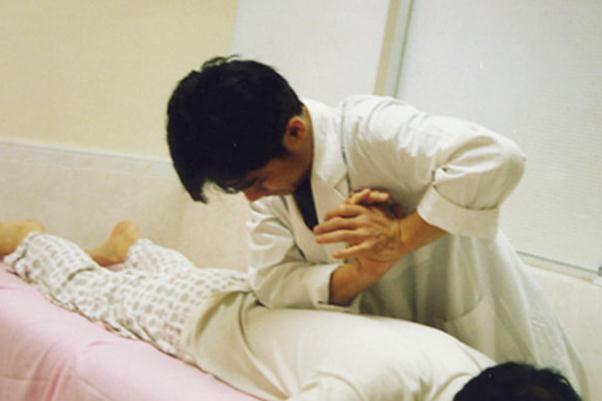 推拿會影響月經推遲嗎 推拿會導致神經損傷嗎