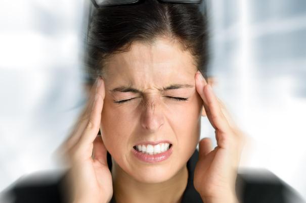 偏頭痛會遺傳嗎 偏頭痛會惡心想吐嗎 偏頭痛會遺傳嗎 偏頭痛會惡心想吐嗎