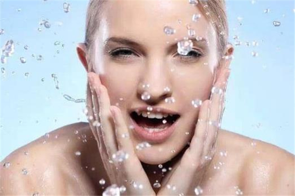 曬后要敷面膜嗎 曬后修復(fù)用什么面膜比較好 曬后要敷面膜嗎 曬后修復(fù)用什么面膜比較好