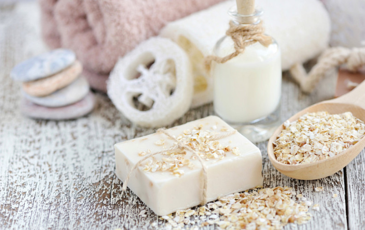 磨砂膏和身體乳的使用順序 磨砂膏和身體乳的正確使用方法 磨砂膏和身體乳的使用順序 磨砂膏和身體乳的正確使用方法