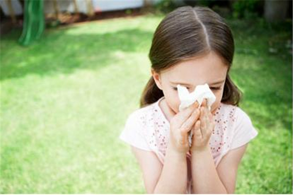 過(guò)敏性鼻炎會(huì)發(fā)展成哮喘嗎 過(guò)敏性鼻炎會(huì)引發(fā)什么疾病 過(guò)敏性鼻炎會(huì)發(fā)展成哮喘嗎 過(guò)敏性鼻炎會(huì)引發(fā)什么疾病