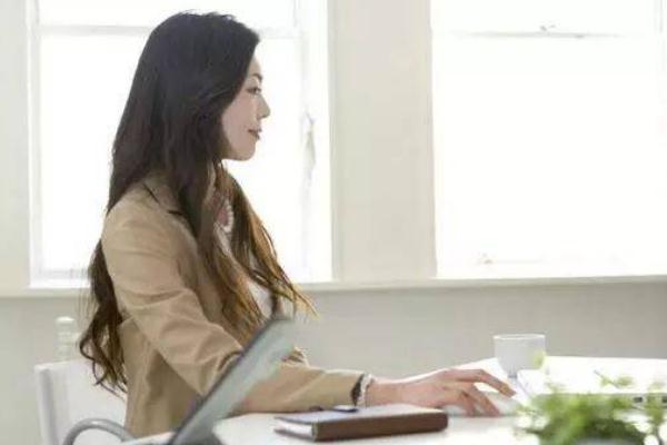 久坐會(huì)導(dǎo)致月經(jīng)不調(diào)嗎 久坐會(huì)導(dǎo)致輸卵管堵塞嗎 久坐會(huì)導(dǎo)致月經(jīng)不調(diào)嗎 久坐會(huì)導(dǎo)致輸卵管堵塞嗎