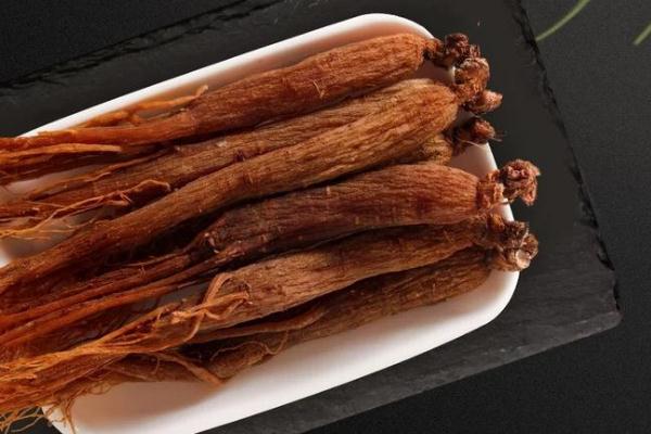 紅參對(duì)冠心病有作用嗎 紅參對(duì)胃有什么好處 紅參對(duì)冠心病有作用嗎 紅參對(duì)胃有什么好處