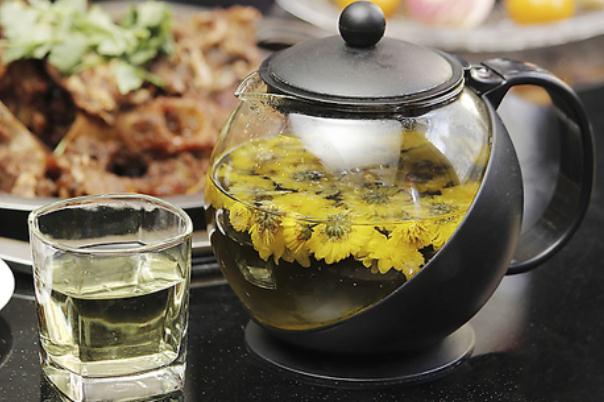 菊花茶對胃好嗎 菊花茶對肝好嗎 菊花茶對胃好嗎 菊花茶對肝好嗎