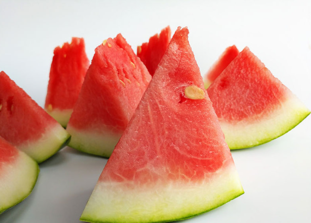 隔夜西瓜到底有多毒 吃了隔夜西瓜嘔吐怎么辦 隔夜西瓜到底有多毒 吃了隔夜西瓜嘔吐怎么辦