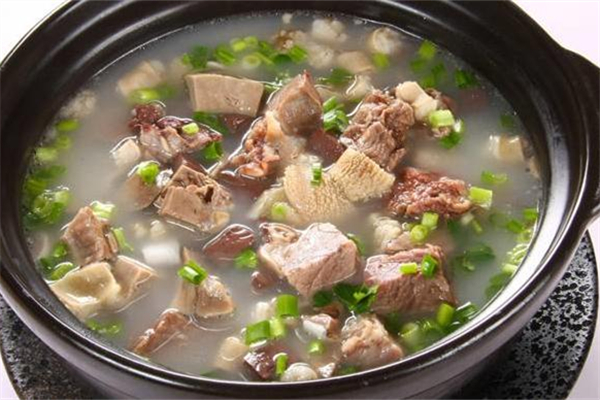 夏天喝羊湯會上火嗎 夏天喝羊湯對身體有什么好處 夏天喝羊湯會上火嗎 夏天喝羊湯對身體有什么好處