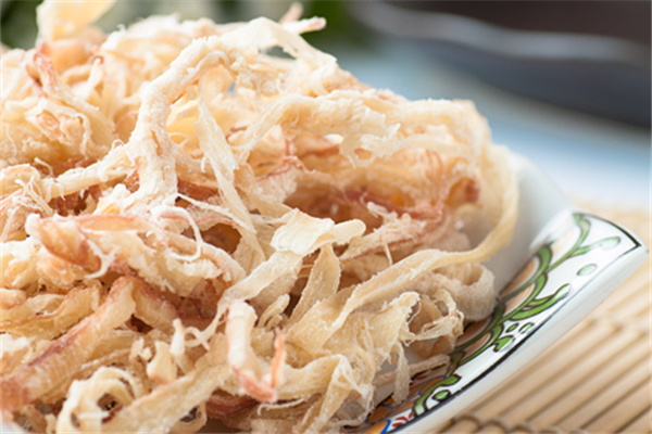魷魚絲屬于海鮮嗎 魷魚絲是怎么做出來的 魷魚絲屬于海鮮嗎 魷魚絲是怎么做出來的
