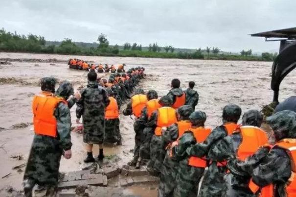 國(guó)家防總工作組赴新鄉(xiāng) 發(fā)生暴雨時(shí)應(yīng)該怎么做 國(guó)家防總工作組赴新鄉(xiāng) 發(fā)生暴雨時(shí)應(yīng)該怎么做