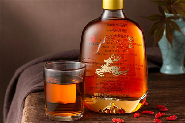 鹿血酒要不要搖勻喝 鹿血酒是搖勻喝還是澄清喝 鹿血酒要不要搖勻喝 鹿血酒是搖勻喝還是澄清喝