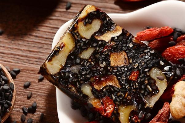 阿膠糕適合什么人吃 阿膠糕什么時(shí)候吃最好 阿膠糕適合什么人吃 阿膠糕什么時(shí)候吃最好