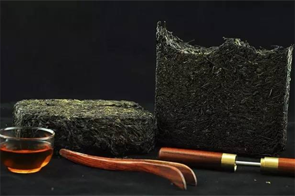 黑茶放10年還能喝嗎 黑茶放的越久越好嗎 黑茶放10年還能喝嗎 黑茶放的越久越好嗎