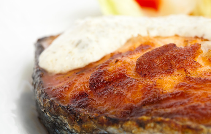 隔夜魚(yú)放冰箱第二天能不能吃 煮熟的魚(yú)放冰箱里多久不能吃