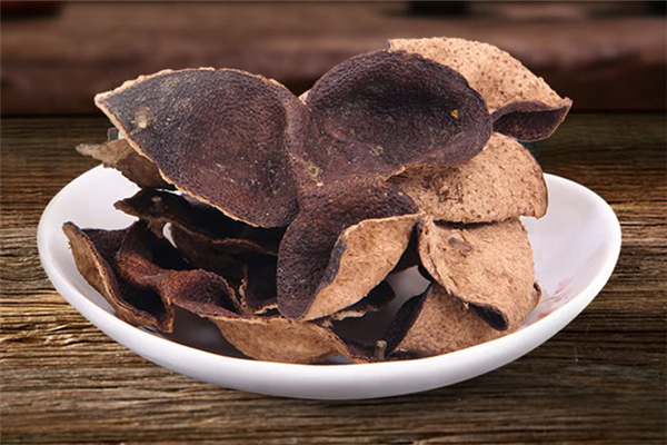 陳皮的功效和作用 陳皮哪里產(chǎn)的最好 陳皮的功效和作用 陳皮哪里產(chǎn)的最好