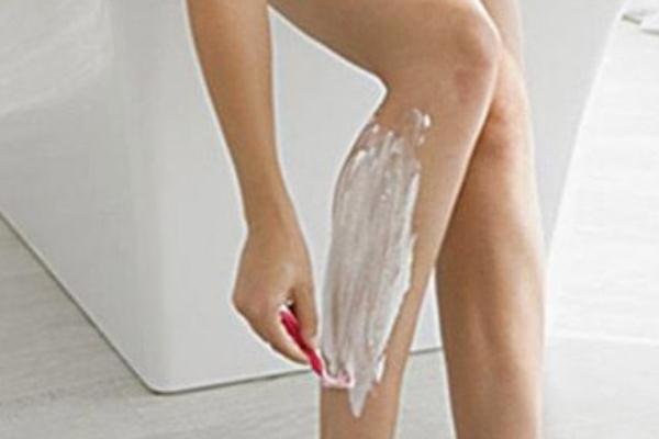 脫毛膏要敷多久時(shí)間 脫毛膏要涂多厚 脫毛膏要敷多久時(shí)間 脫毛膏要涂多厚