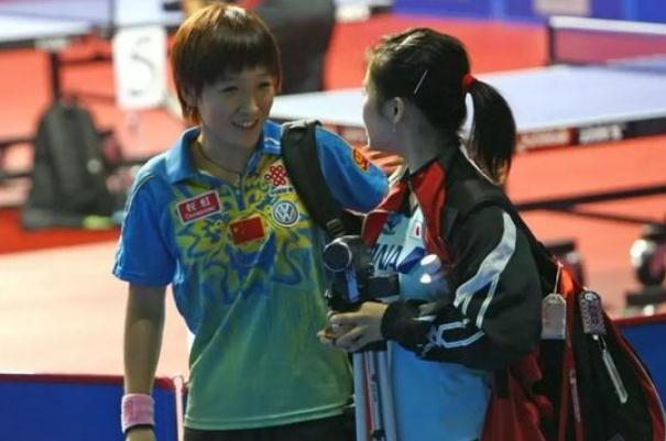 劉詩(shī)雯福原愛(ài)的神仙閨蜜情 打乒乓球能減肥嗎 劉詩(shī)雯福原愛(ài)的神仙閨蜜情 打乒乓球能減肥嗎