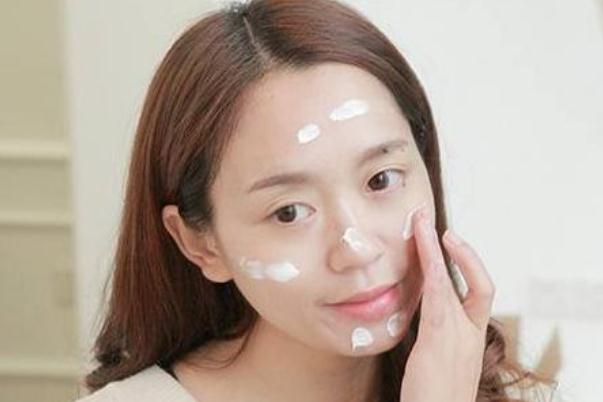 素顏霜是隔離嗎 用素顏霜需要隔離嗎 素顏霜是隔離嗎 用素顏霜需要隔離嗎