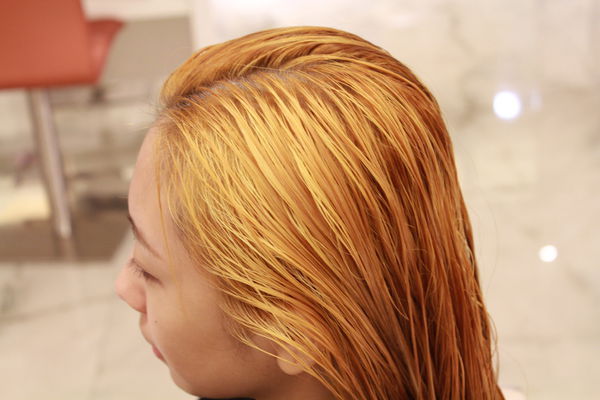 漂發(fā)加染發(fā)大概多久時間 漂完頭發(fā)可能馬上染嗎 漂發(fā)加染發(fā)大概多久時間 漂完頭發(fā)可能馬上染嗎